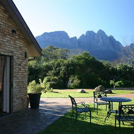 Kierie Kwaak Self Catering Villa Stellenbosch Exterior photo
